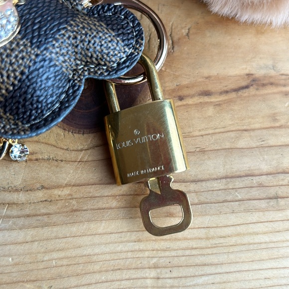 Louis Vuitton Lock and Key with a unbranded Teddy Bear Keychain - Picture 3 of 5